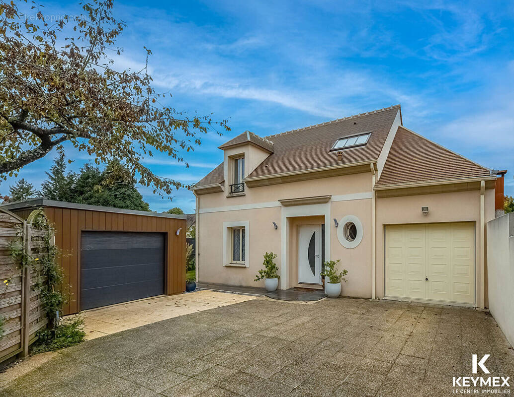 Maison à L&#039;ISLE-ADAM