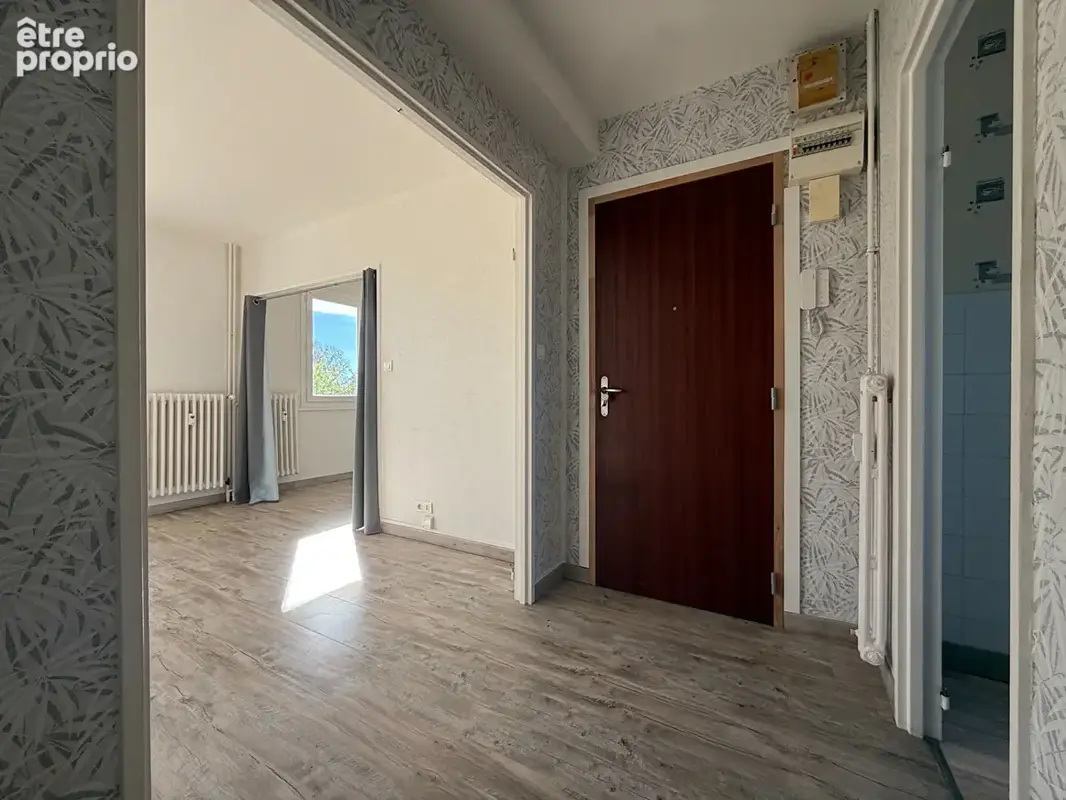 Appartement Désertines T4 72m2 avec balcon et garage - photo 5