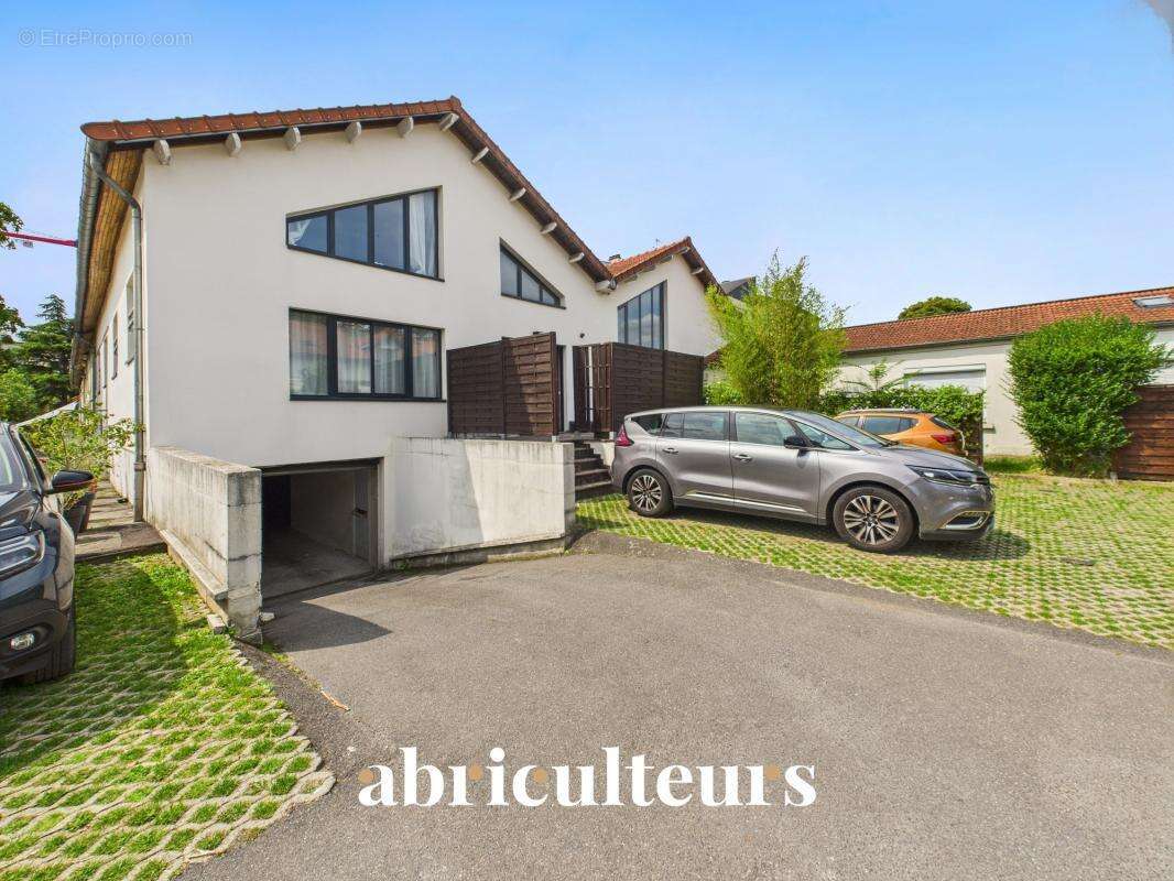 Loft - Spacieux, Lumineux et avec Terrasse en vente dans le centre ville de Champigny-sur-Marne (94500) - photo 13