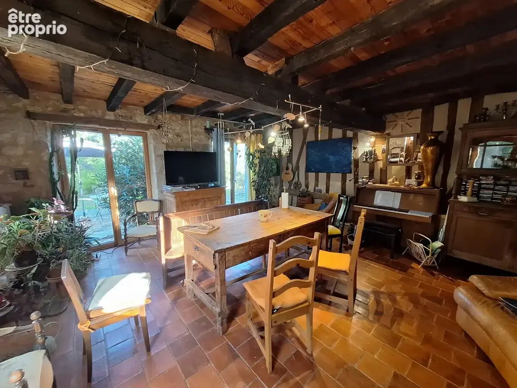 Maison 187 m² à Cancon  - photo 9
