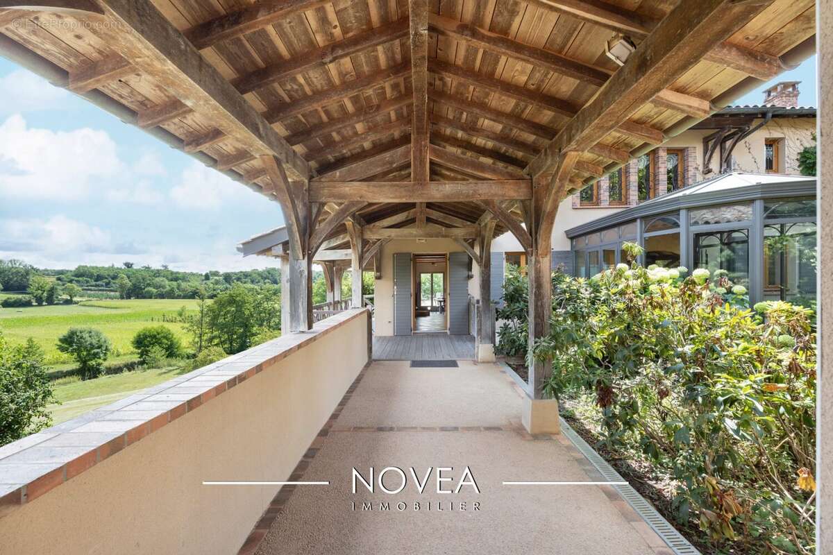 Maison à CHATILLON-SUR-CHALARONNE