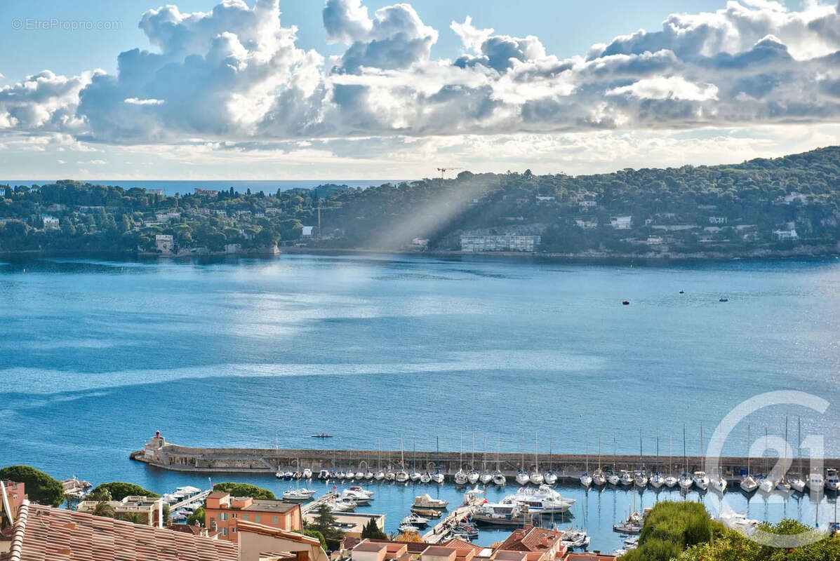 Appartement à VILLEFRANCHE-SUR-MER