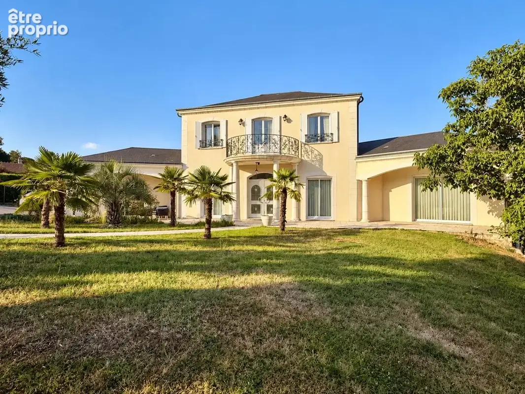Photo Maison à Blois au prix de 745 000€
