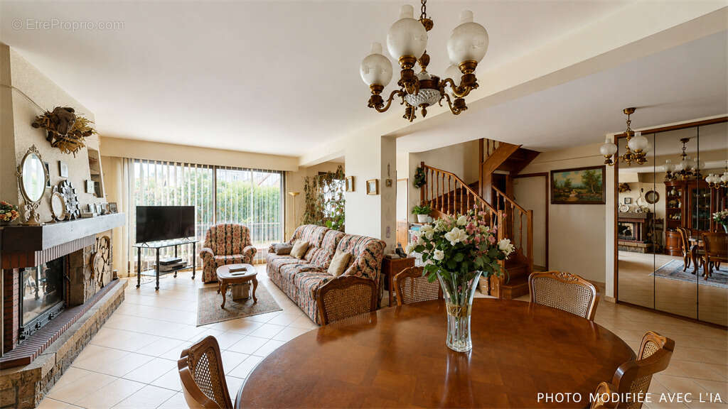 Maison 320 m² à Clamart  - photo 3