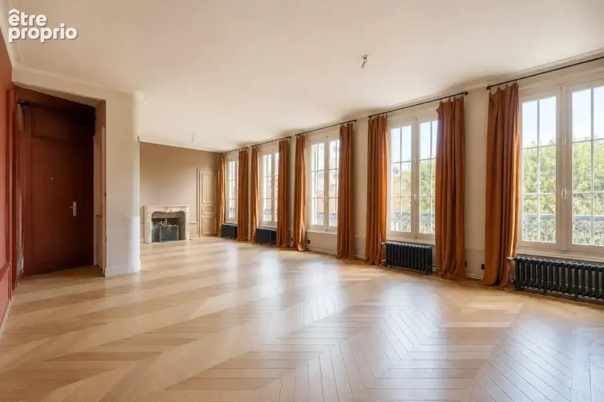 Appartement de 4 pièces de 163 m² à Troyes - photo 3