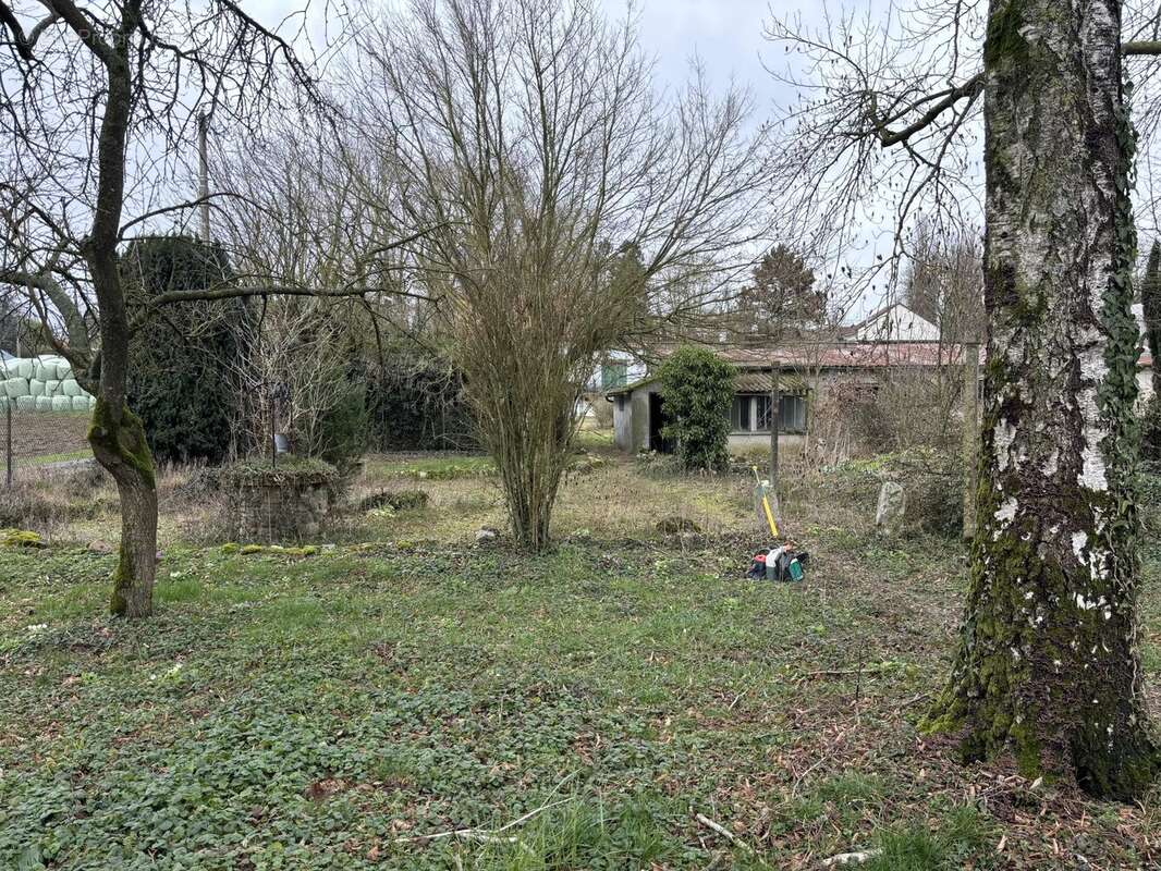 Maison à HARGICOURT
