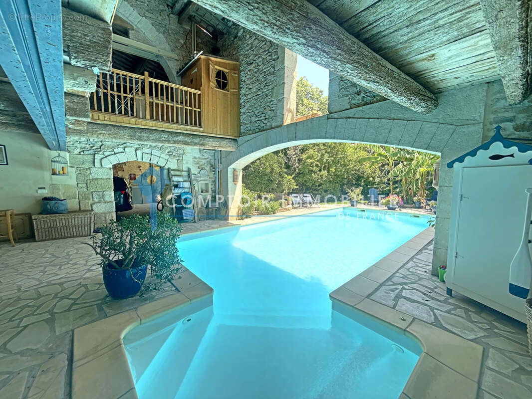 À Vendre- Maison Vigneronne 225 M2 - 7 pièces - photo 17