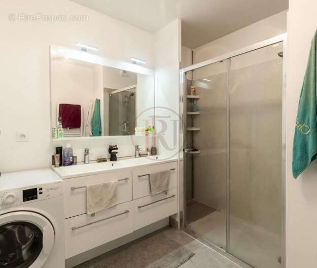 Appartement à LATTES