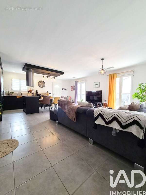 Photo 8 - Maison à PIA