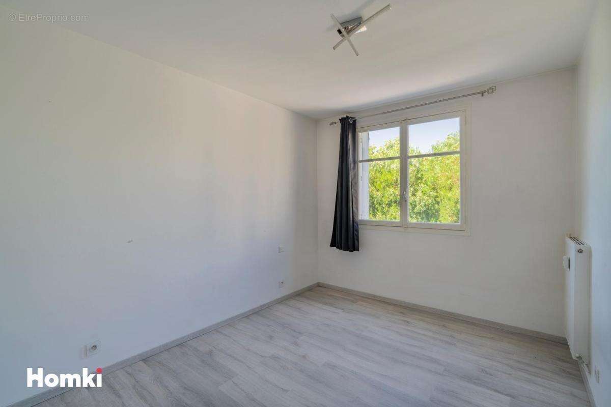 Appartement à MARSEILLE-12E