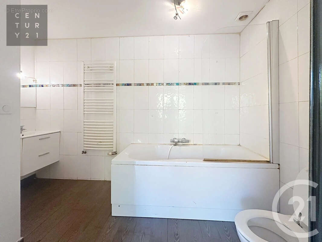 Appartement 18 m² à Sainte-Savine  - photo 2