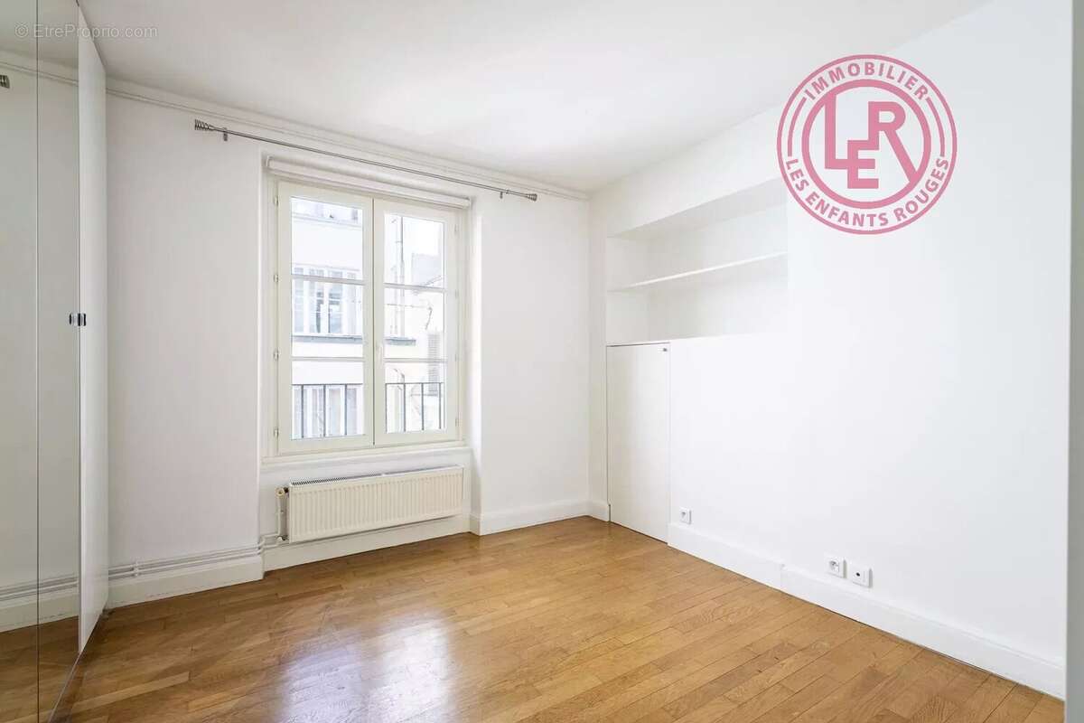 Appartement à PARIS-9E