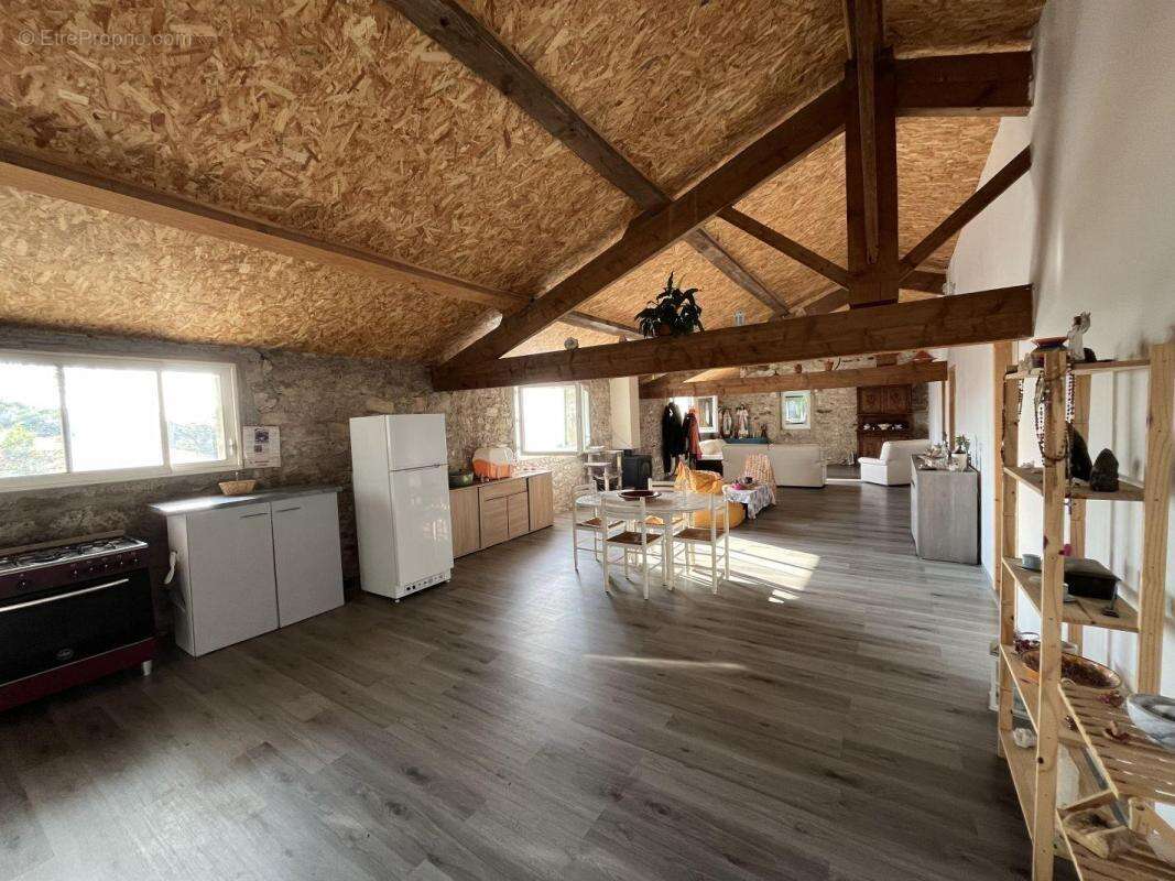 Maison à BIZE-MINERVOIS