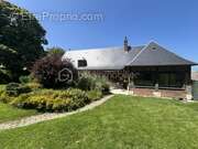 Maison à SAINT-PIERRE-DES-FLEURS