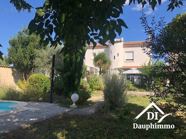 Maison à ROMANS-SUR-ISERE