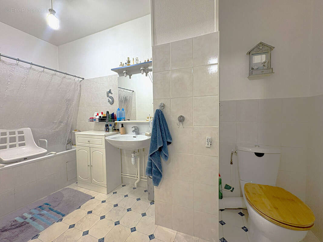 Appartement à LAMORLAYE