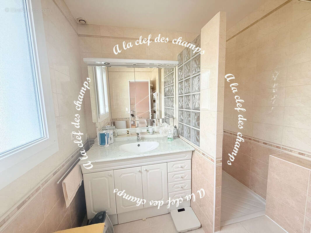 Maison à GIF-SUR-YVETTE