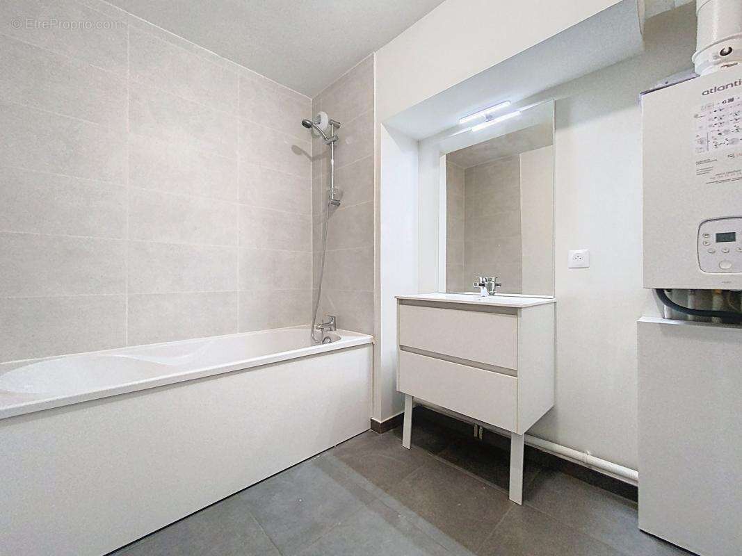 Appartement à LA CHAPELLE-D&#039;ARMENTIERES