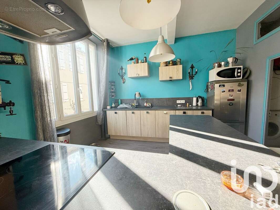 Photo 2 - Appartement à SOLLIES-PONT