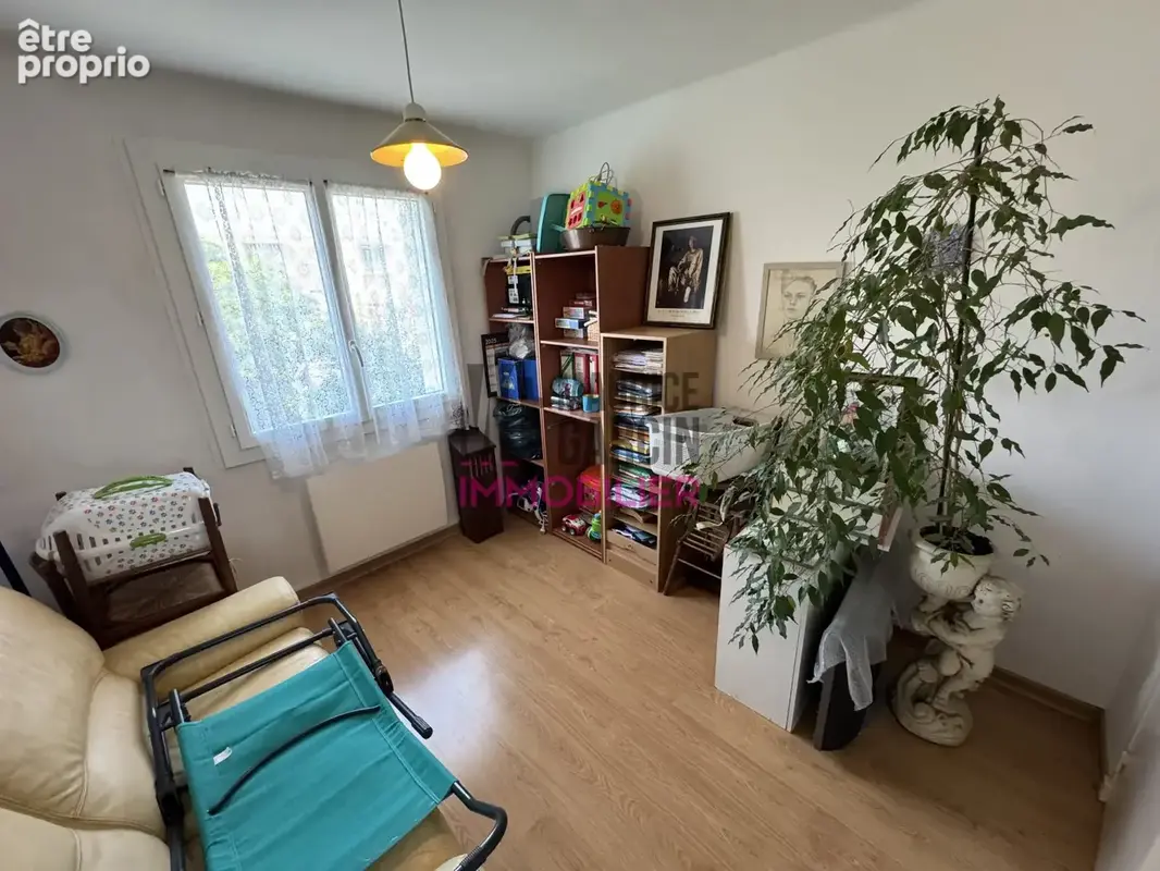 Appartement 4 pièces 64 m² à vendre à Orange (84100) - photo 8