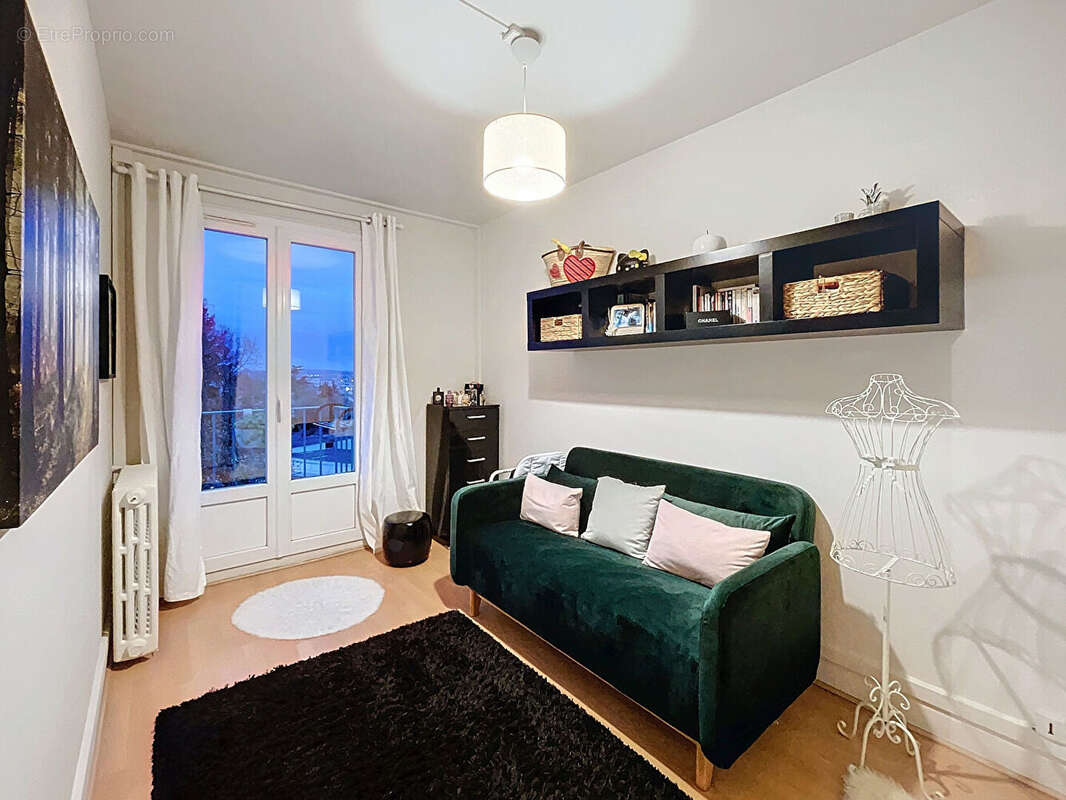 Appartement à RUEIL-MALMAISON