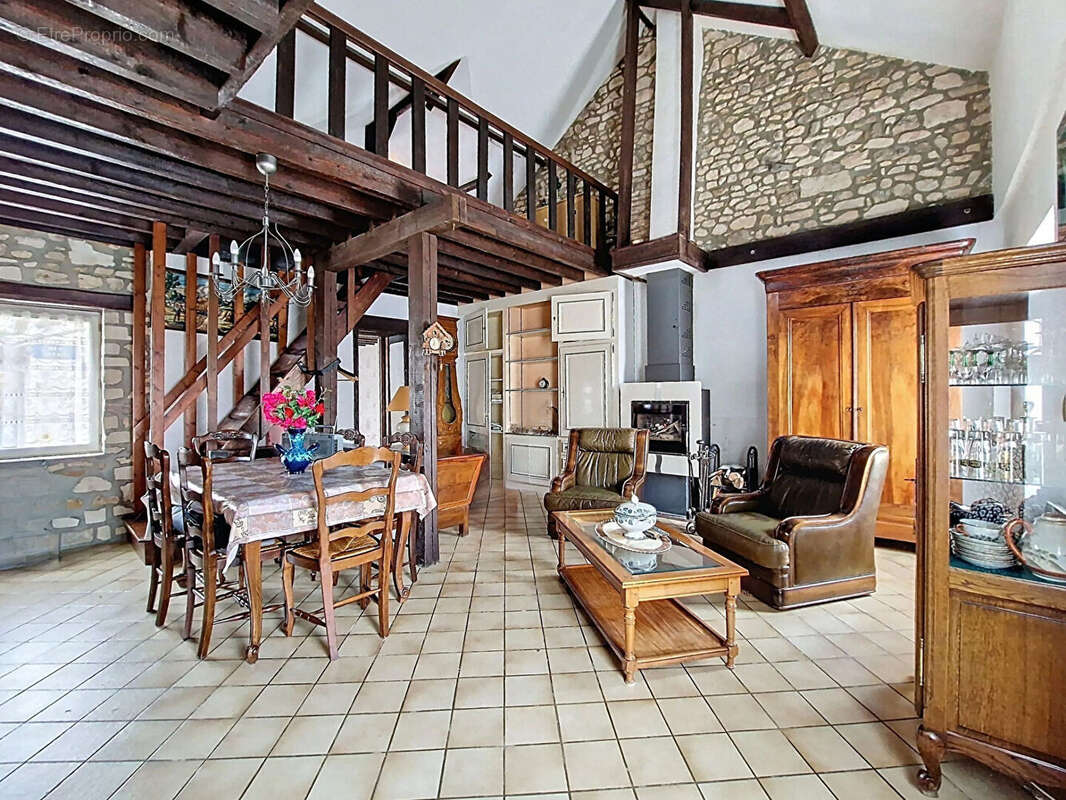 Maison à CHAUMONT-EN-VEXIN