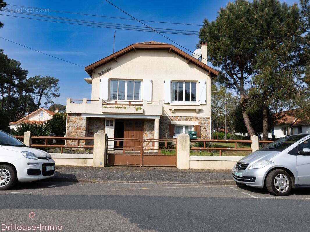 Maison 131 m² à Saint-Brevin-Les-Pins  - photo 1