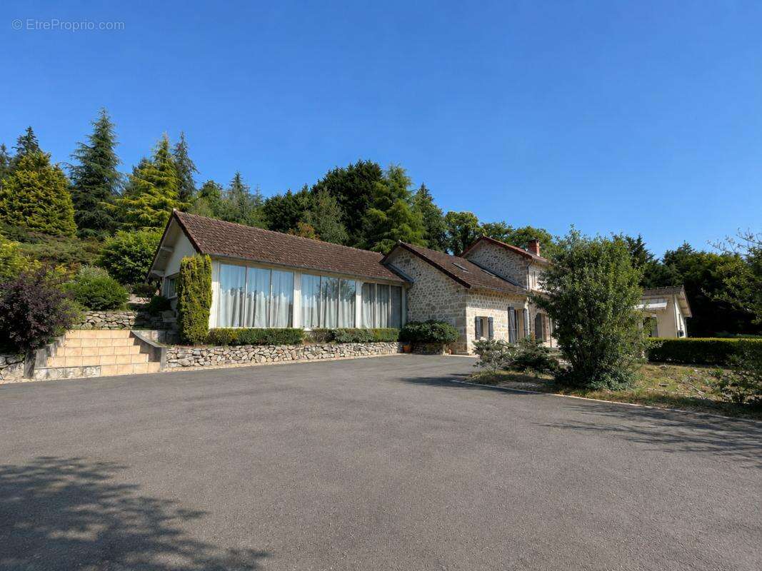 Maison 194 m² à Saint-Sylvestre  - photo 18