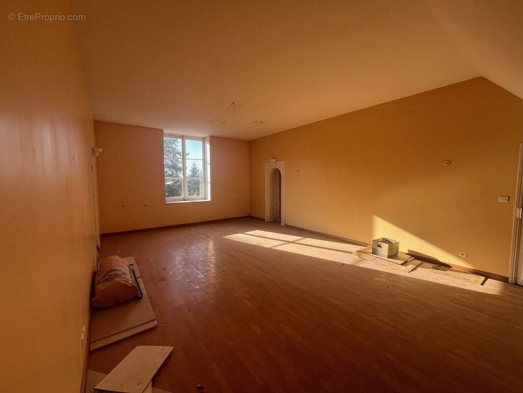 Appartement 85 m² à Autun  - photo 40