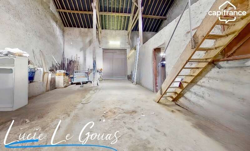 Corps de ferme de 154m² habitable avec grange, dépendances, jardin et verger – Bazailles - photo 14