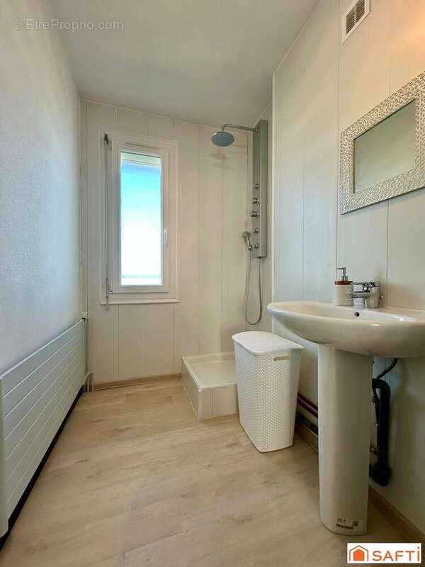 Photo 7 - Appartement à VARENNES-VAUZELLES