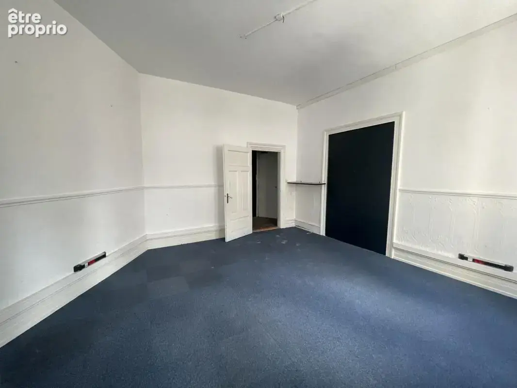 Espace de caractère 123,60m2 Parc du CONTADES - photo 4
