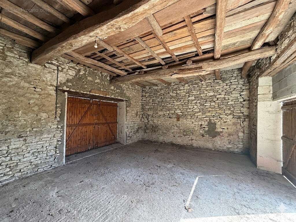 Maison à COLOMBIERS