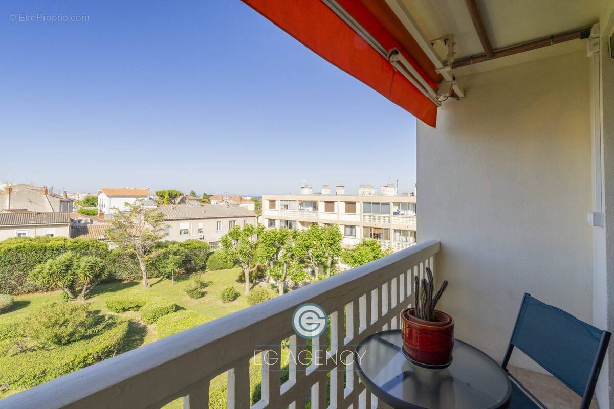 Appartement à MARSEILLE-8E