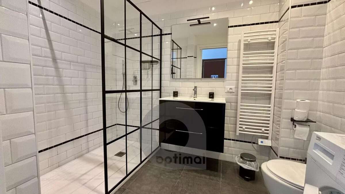 Appartement à ROQUEBRUNE-CAP-MARTIN