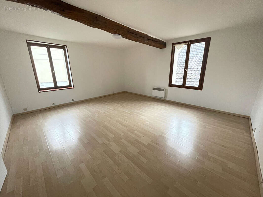 Maison à NANTEUIL-LES-MEAUX