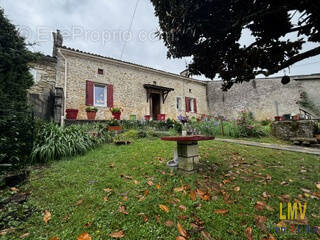 Maison à PELLEGRUE
