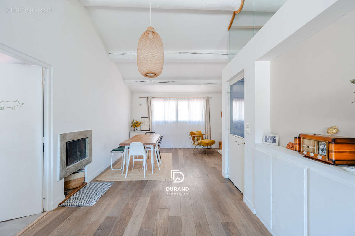 Appartement - architecte - terrasse -  palais de justice - 13006 marseille - photo 4