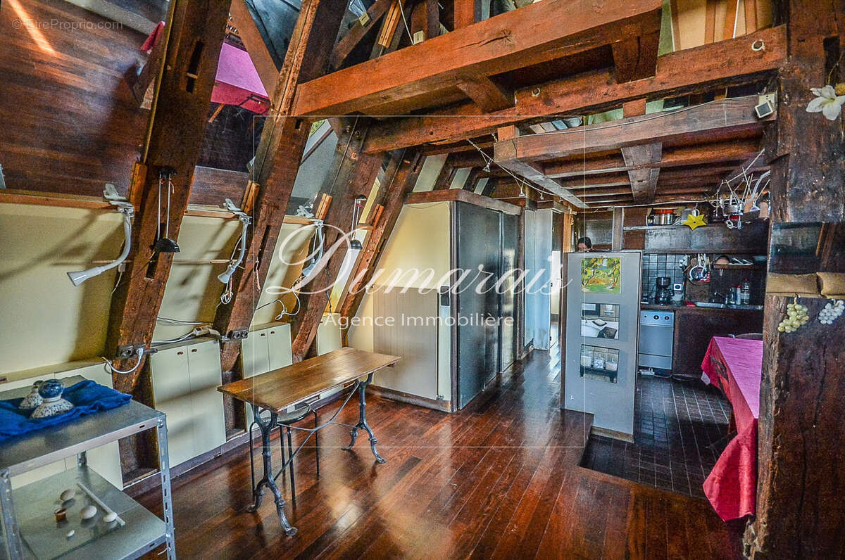 Appartement à PARIS-4E