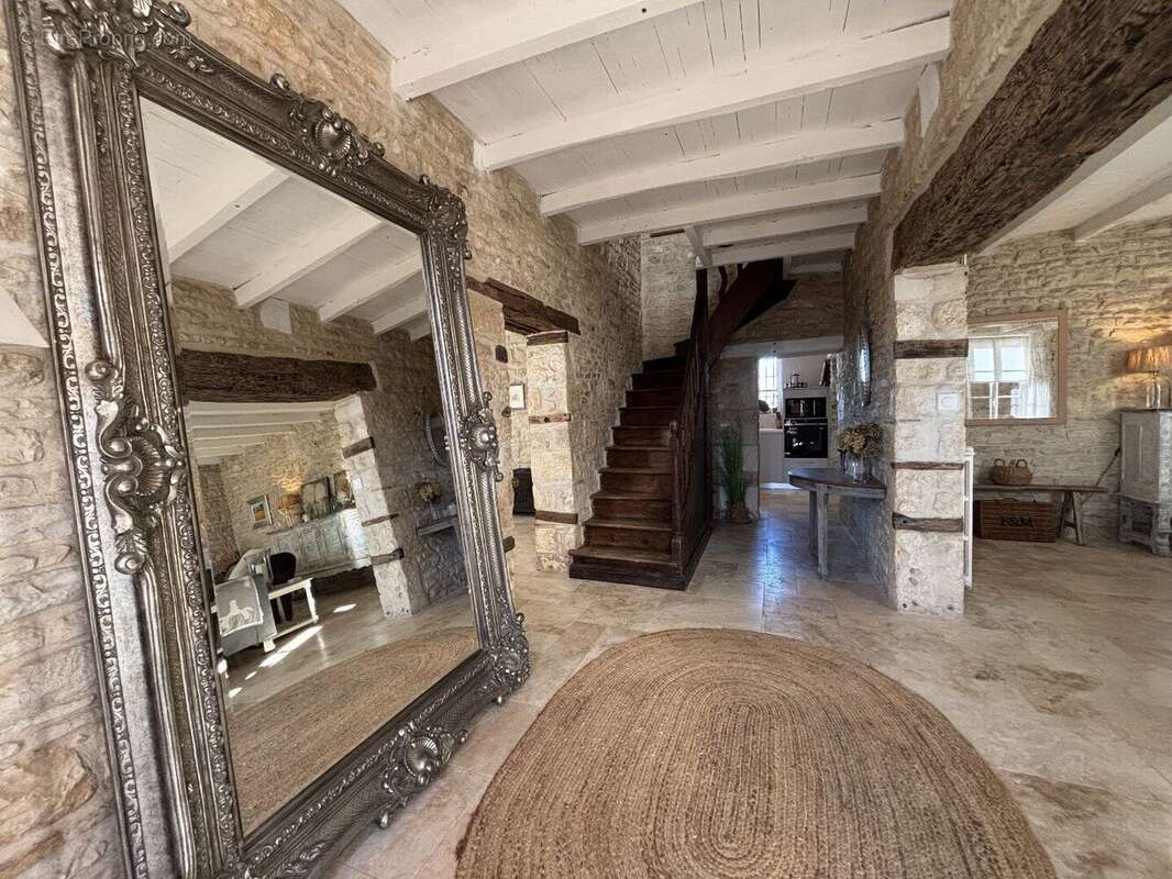 Maison à AUNAC