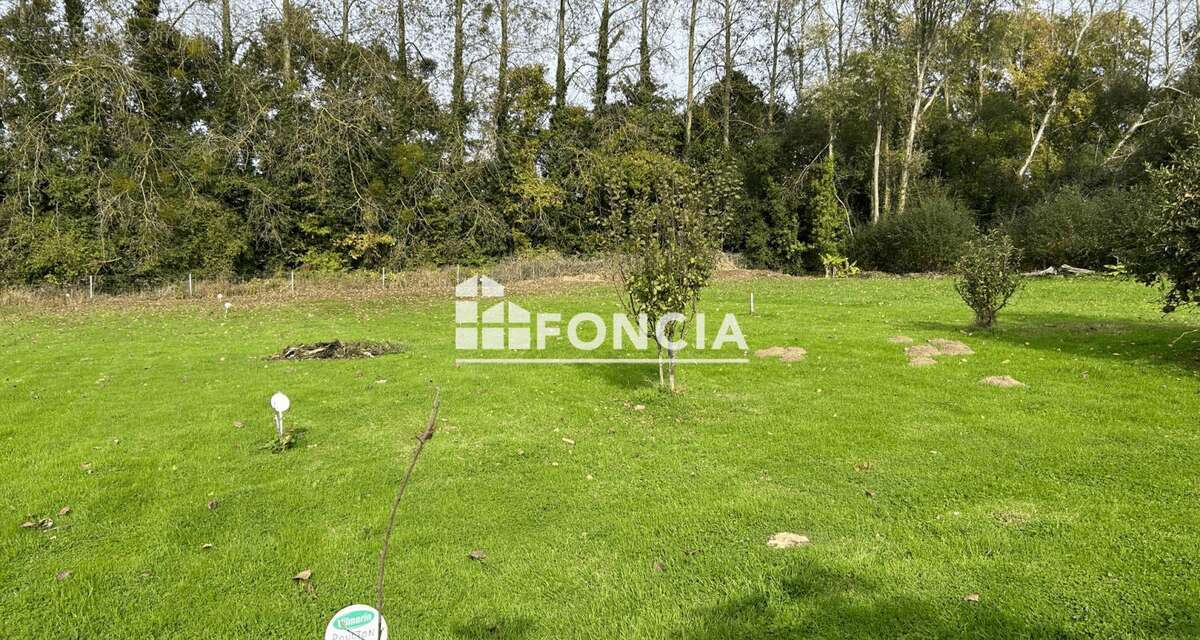 Terrain à DOL-DE-BRETAGNE