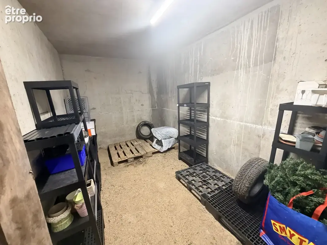 Reims Centre Ville - Appartement à Vendre avec Balcon, Parking en sous sol et cave - photo 7