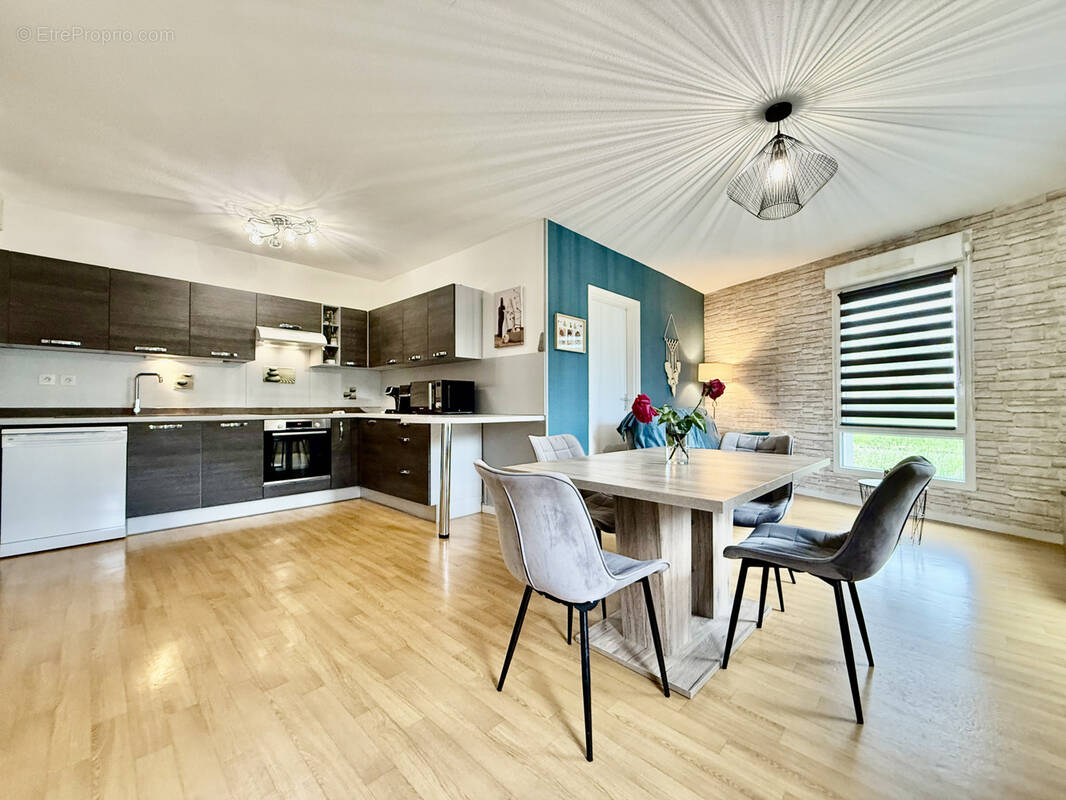 Appartement à L'ISLE-D'ABEAU