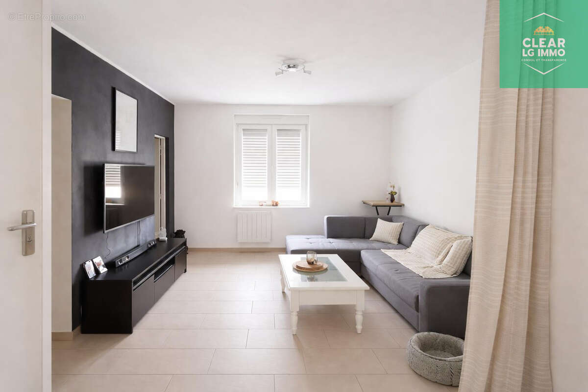 Appartement à AMNEVILLE