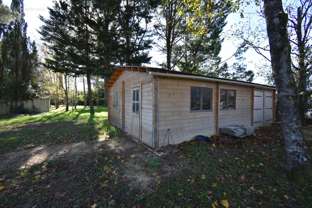 Maison à PUY-L&#039;EVEQUE