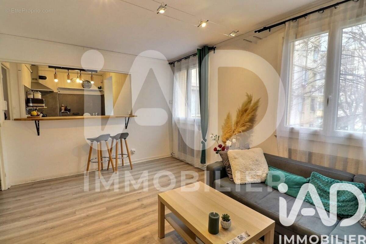 Photo 1 - Appartement à MARSEILLE-9E