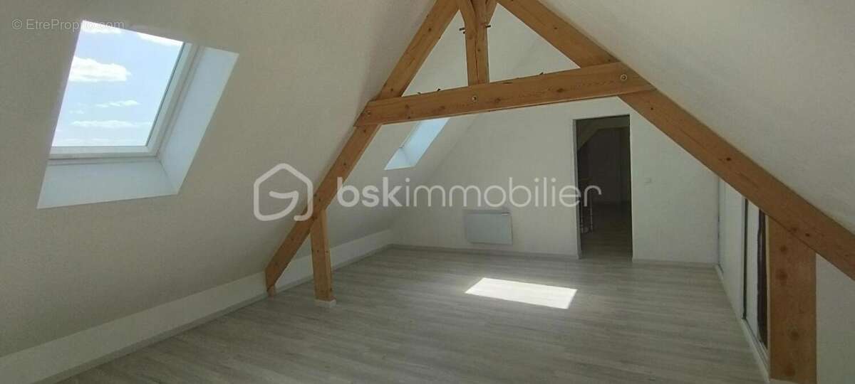 Maison à SOISY-SUR-SEINE