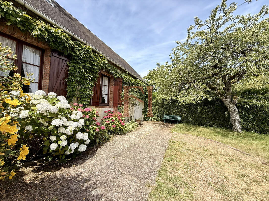 Maison à CLOYES-SUR-LE-LOIR