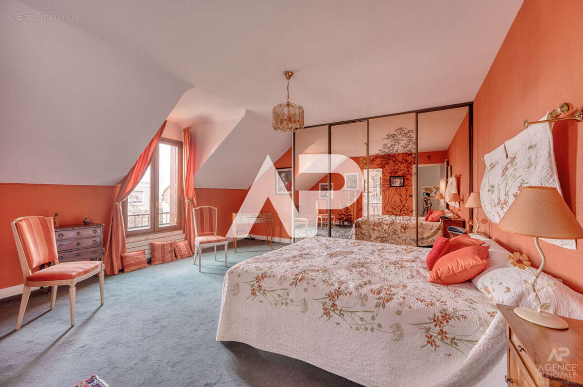 Maison à RUEIL-MALMAISON