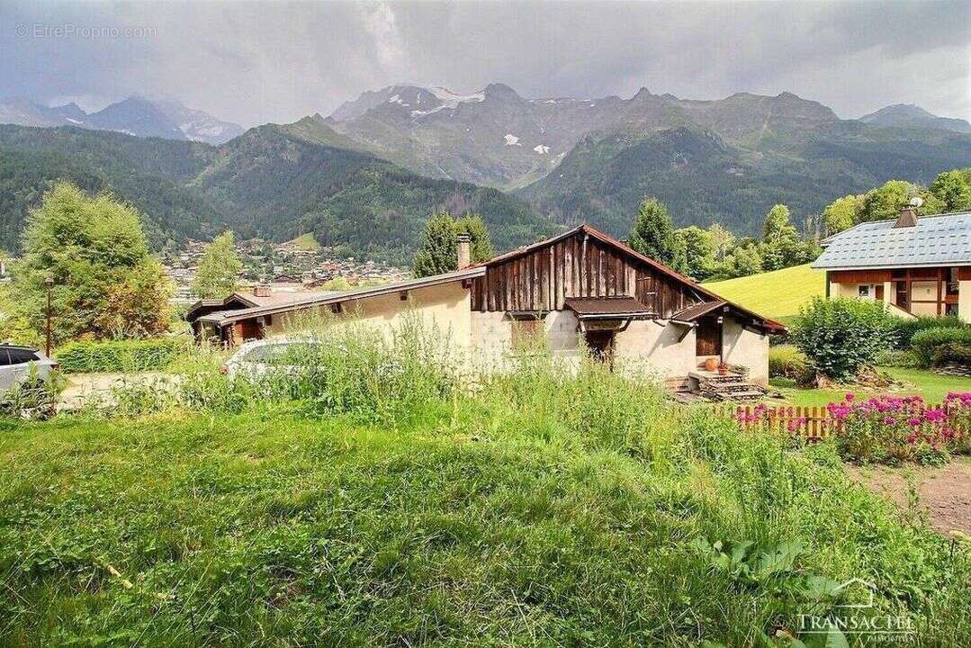 Appartement à LES CONTAMINES-MONTJOIE